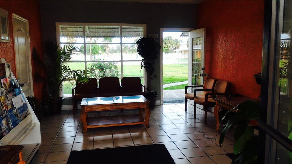 Sunset Inn- Fort Pierce, Fl Exterior foto